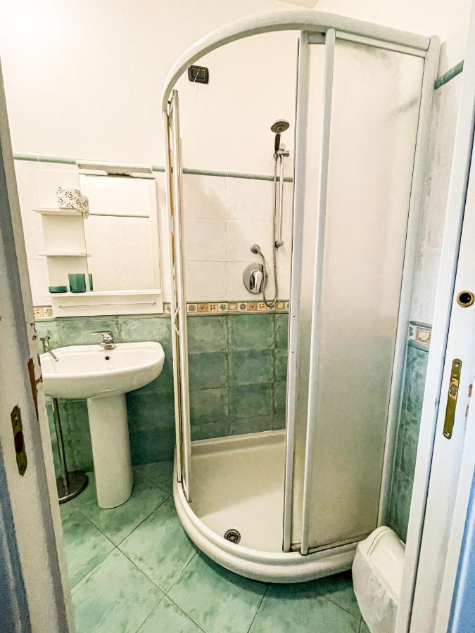 Gambero Nero Hotell Tellaro Eksteriør bilde